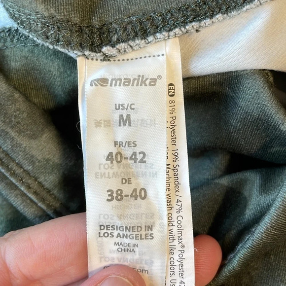 Marika camouflage army green cropped leggings size medium - Picture 3 of 4